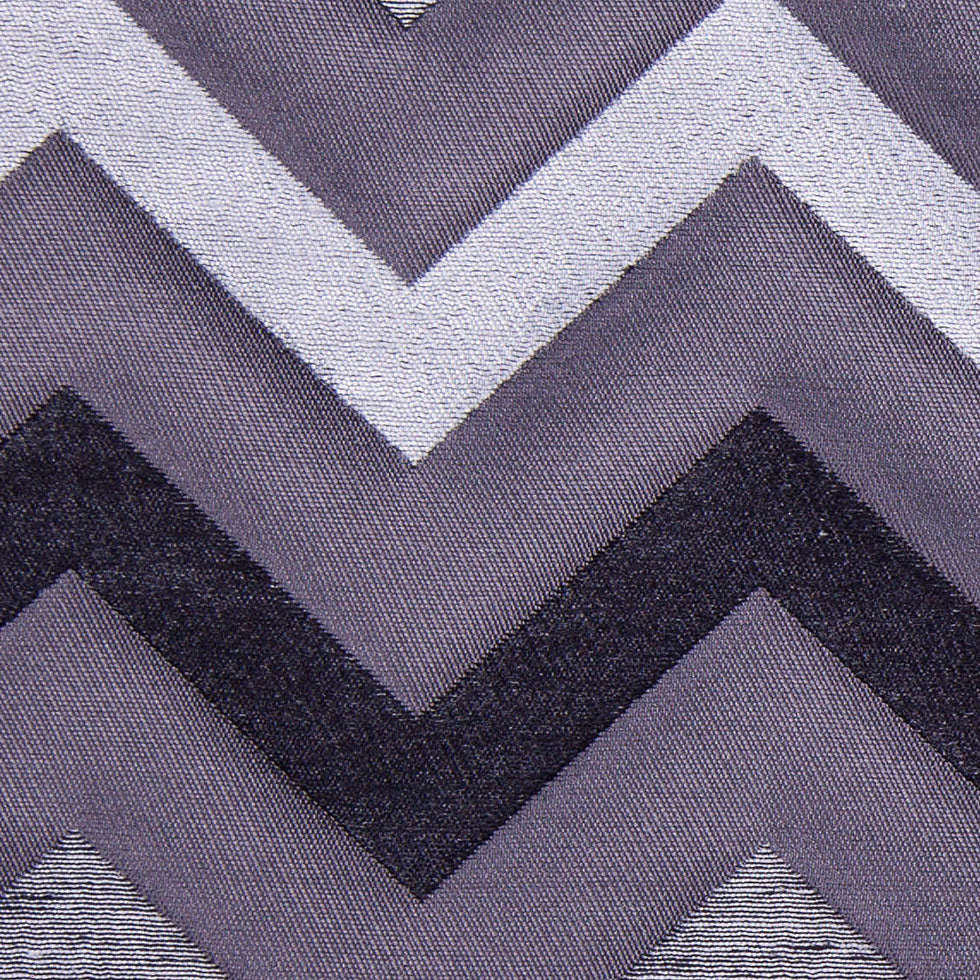 Gray/Black Bold Chevron Jacquard - Detail Gray/Black Bold Chevron Jacquard - Detail