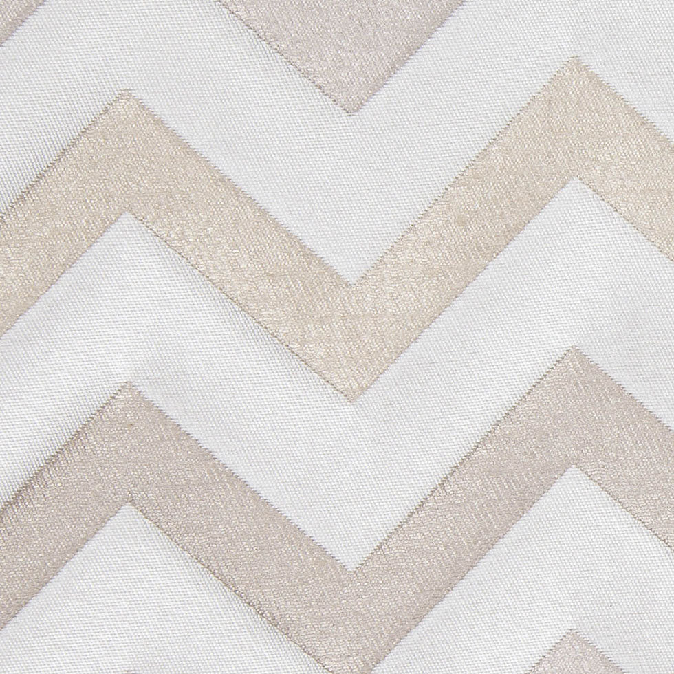 Ivory/Champagne Bold Chevron Jacquard - Detail Ivory/Champagne Bold Chevron Jacquard - Detail