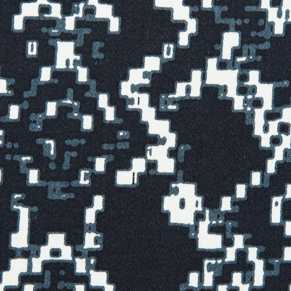 Black and Winter White Abstract Printed Stretch Cotton Sateen Full Black and Winter White Abstract Printed Stretch Cotton Sateen Full