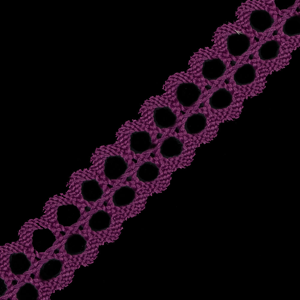 Magenta European Crochet Trim - 0.75 - Detail Magenta European Crochet Trim - 0.75 - Detail