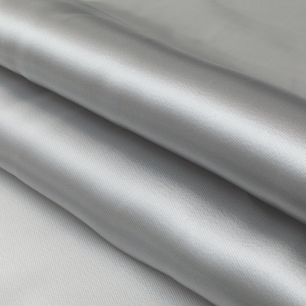 Luminous Silver Satin-Faced Twill Organza - Detail Luminous Silver Satin-Faced Twill Organza - Detail