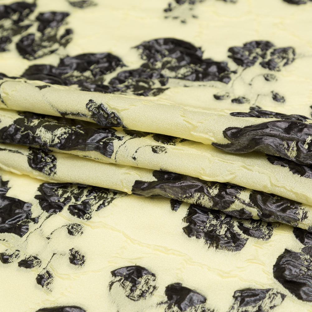 Metallic Black and Lemon Grass Rosy Luxury Brocade Folded Metallic Black and Lemon Grass Rosy Luxury Brocade Folded