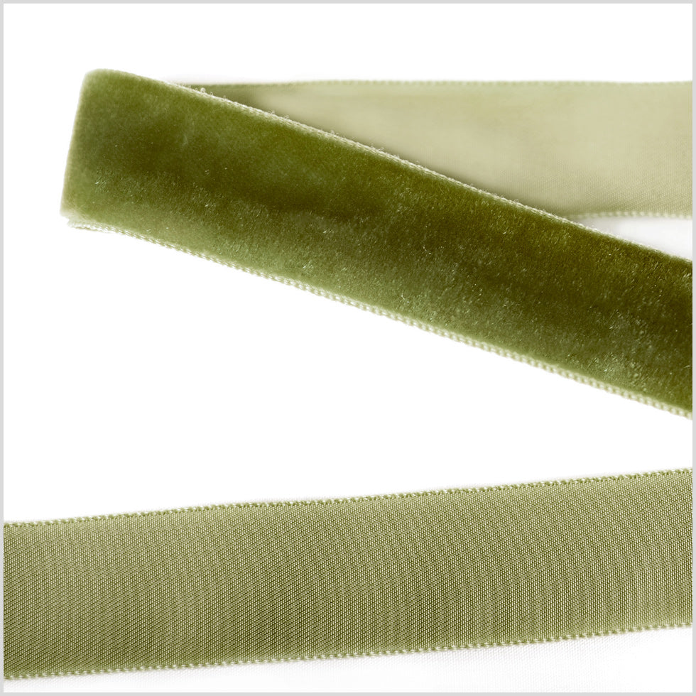 Moss Green Single Face Velvet Ribbon - 0.875 Moss Green Single Face Velvet Ribbon - 0.875