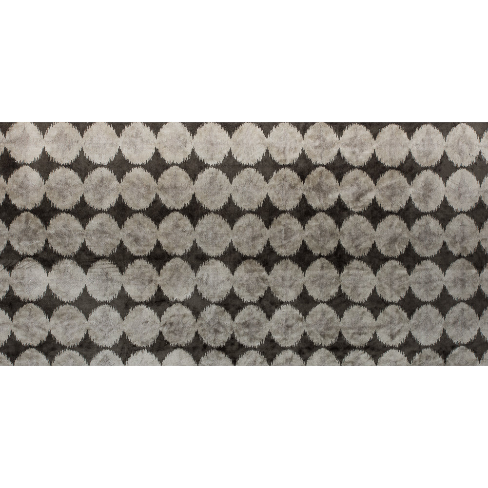 Oyster Gray Geometric Ikat Velvet - Full Oyster Gray Geometric Ikat Velvet - Full