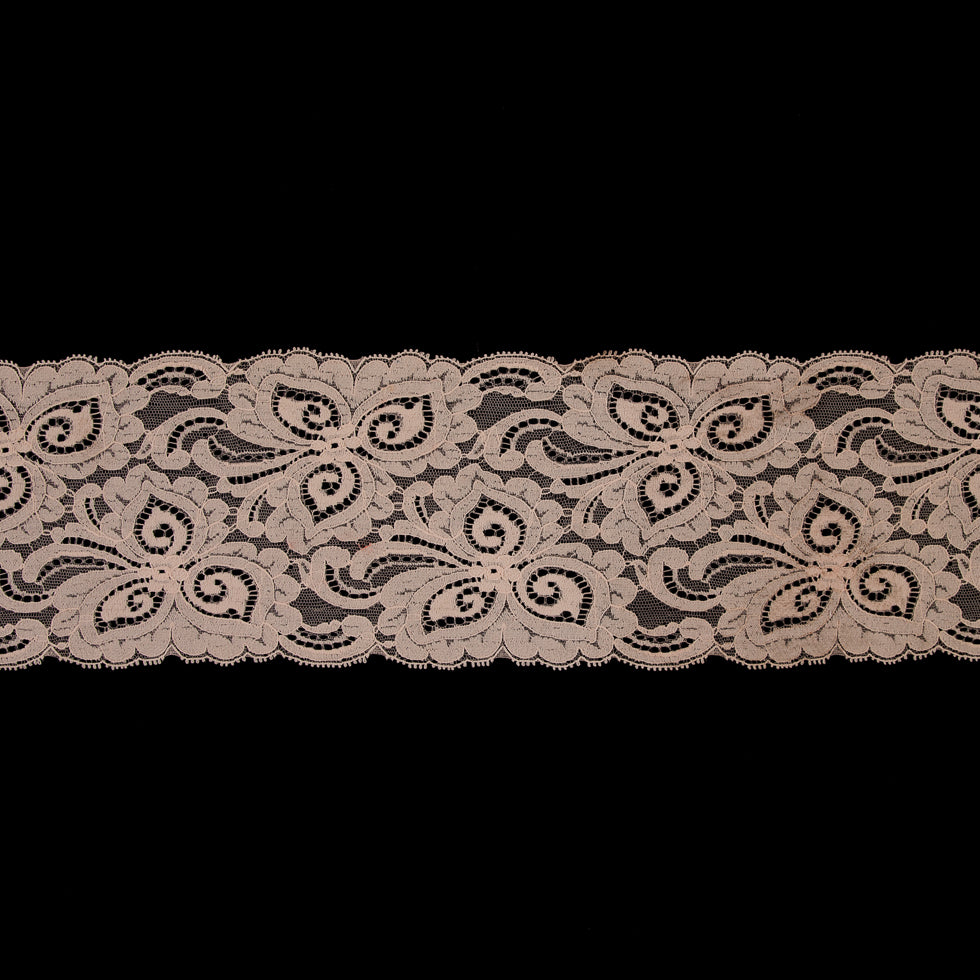 Sand Dollar Lace Trimming - 4.75" Sand Dollar Lace Trimming - 4.75"