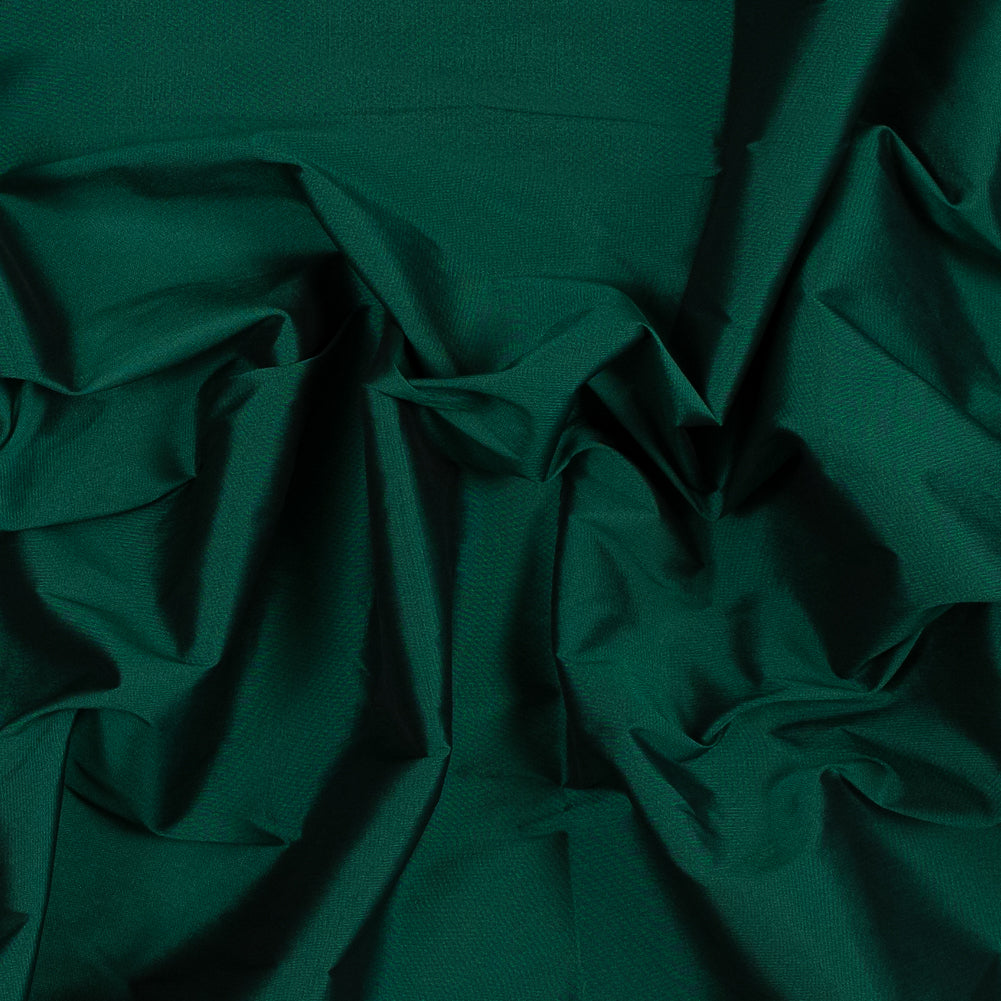 Polyester Taffeta - Plain Dyed Emerald Green - Bellamy Collection Polyester Taffeta - Plain Dyed Emerald Green - Bellamy Collection