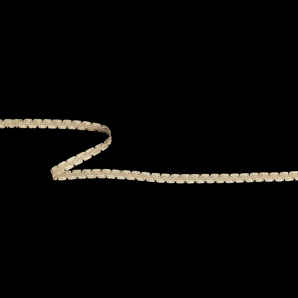 Lustrous Beige Wavy Edged Soutache Trimming - 0.3" Lustrous Beige Wavy Edged Soutache Trimming - 0.3"