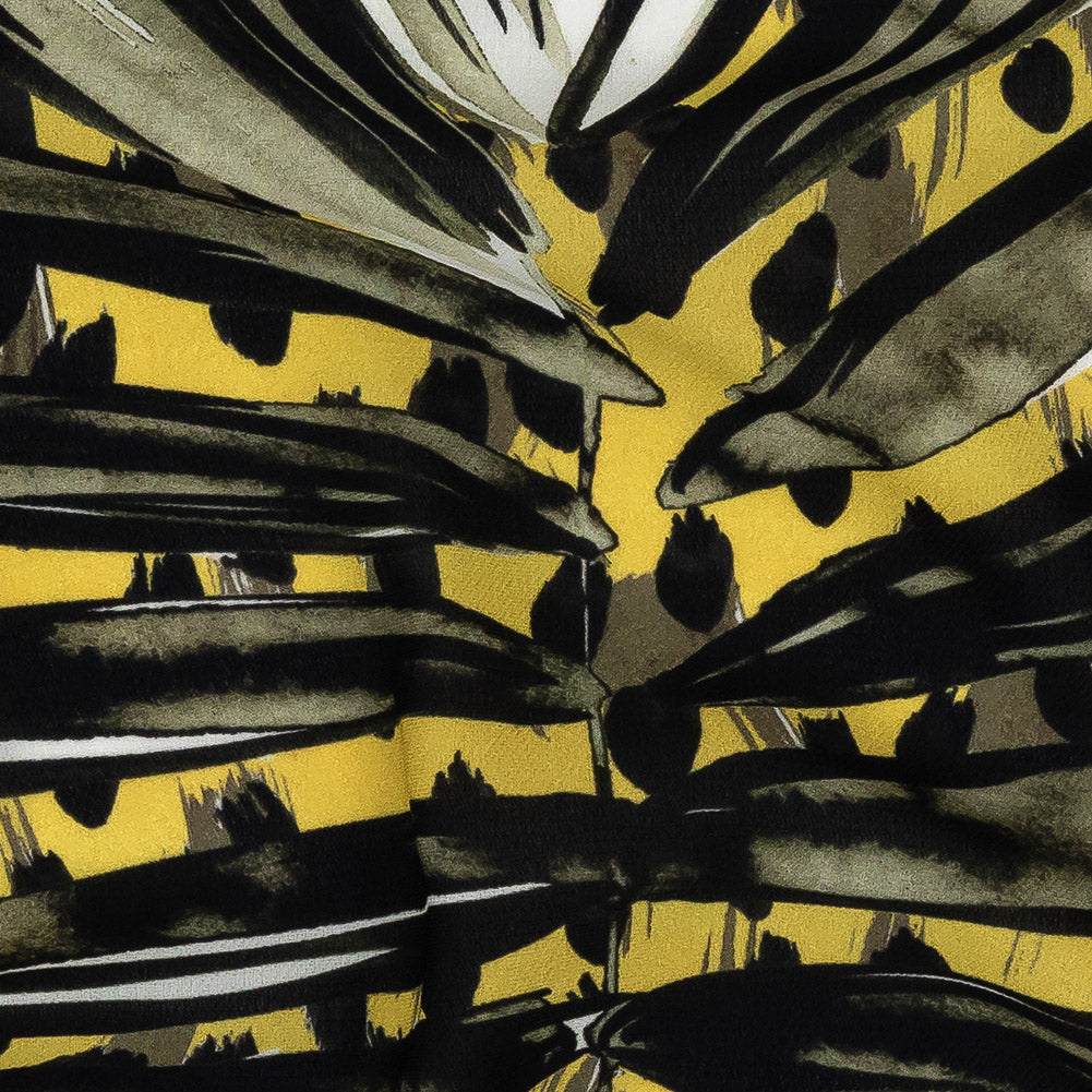 Mood Exclusive Banana Oasis Polyester Crepe Detail Mood Exclusive Banana Oasis Polyester Crepe Detail