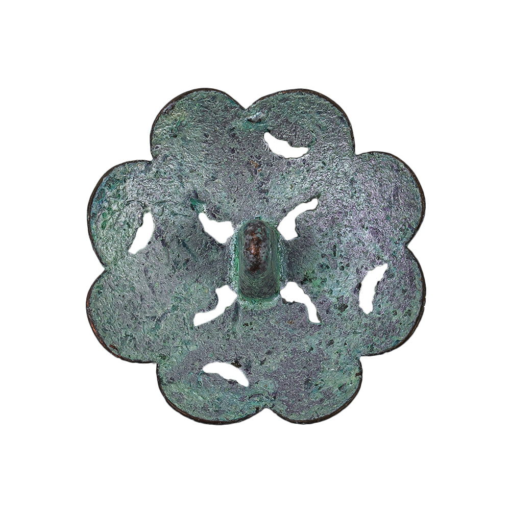 Italian Fairy Wing Floral Shank Back Button - 44L/28mm Detail Italian Fairy Wing Floral Shank Back Button - 44L/28mm Detail