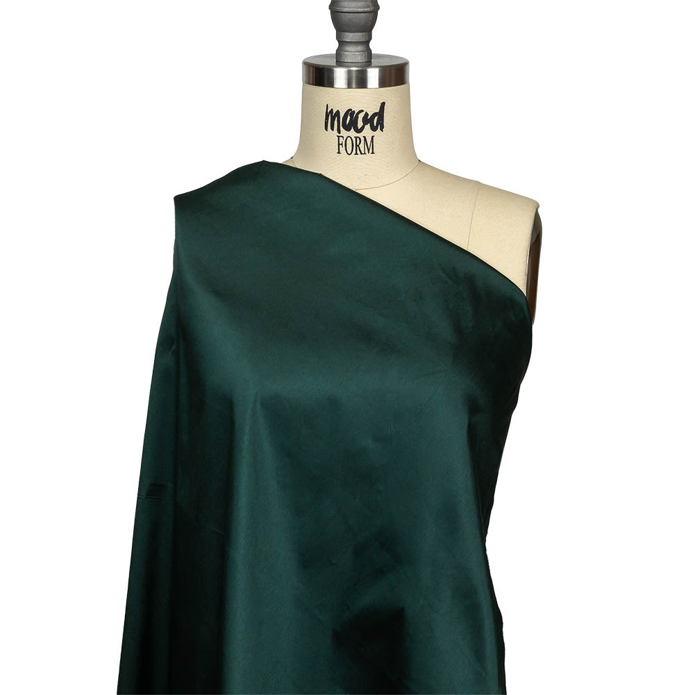 Polyester Taffeta - Plain Dyed Evergreen - Bellamy Collection - Drape Polyester Taffeta - Plain Dyed Evergreen - Bellamy Collection - Drape