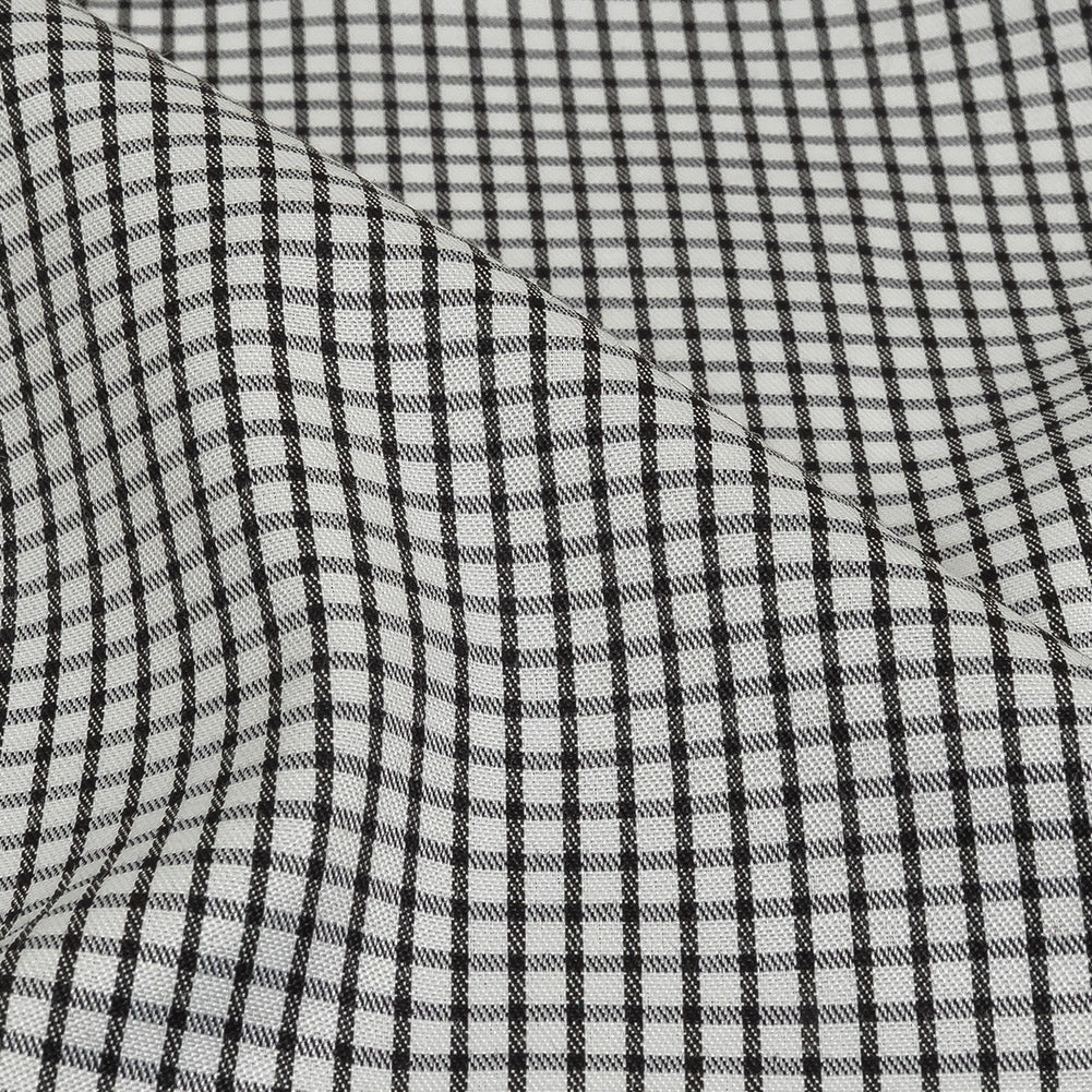 White and Black Checked Cotton and Polyester Twill Detail White and Black Checked Cotton and Polyester Twill Detail