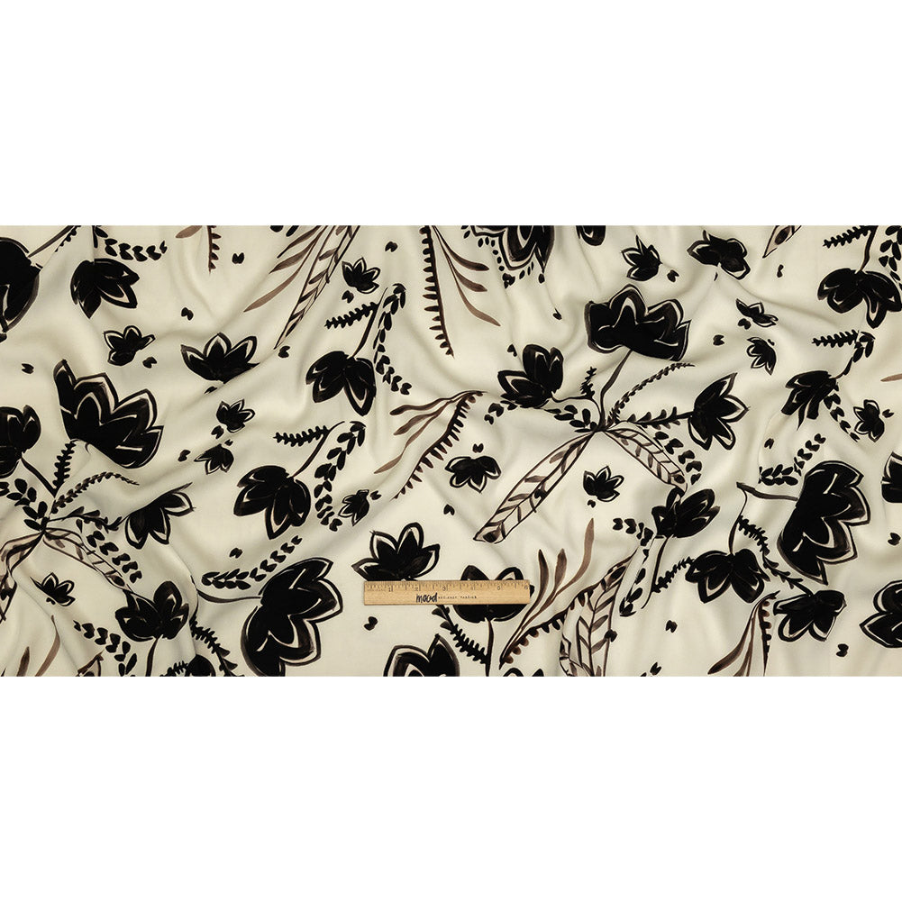 Mood Exclusive White Peaceful Pond Polyester Crepe Full Mood Exclusive White Peaceful Pond Polyester Crepe Full