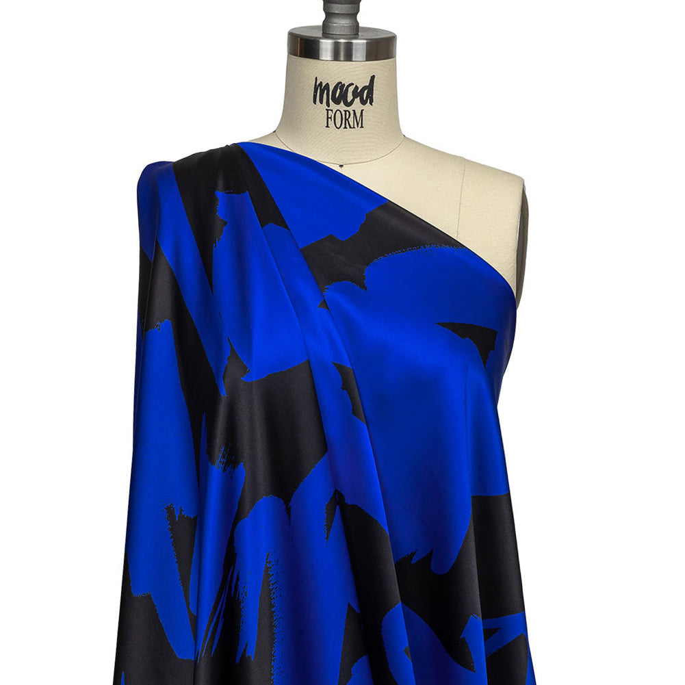 Mood Exclusive Italian Royal Blue and Black Brushstrokes Silk Charmeuse - Drape Mood Exclusive Italian Royal Blue and Black Brushstrokes Silk Charmeuse - Drape