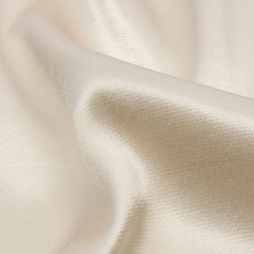 Sustainable Viscose Fluid Satin - Light Stone - Mood Exclusive Elliana Collection - Detail Sustainable Viscose Fluid Satin - Light Stone - Mood Exclusive Elliana Collection - Detail