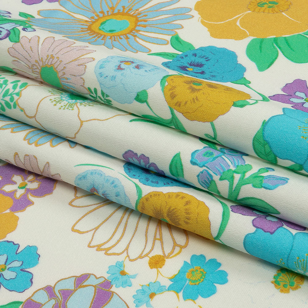Mood Exclusive Blue Wonderblooms Stretch Cotton Sateen - Folded Mood Exclusive Blue Wonderblooms Stretch Cotton Sateen - Folded