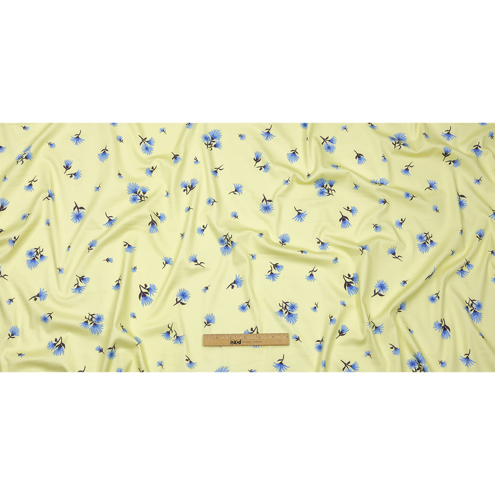 Stretch Cotton and Viscose Sateen Print - Pale Yellow and Blue Floral - Mood Exclusive Daisy Dance - Full Stretch Cotton and Viscose Sateen Print - Pale Yellow and Blue Floral - Mood Exclusive Daisy Dance - Full