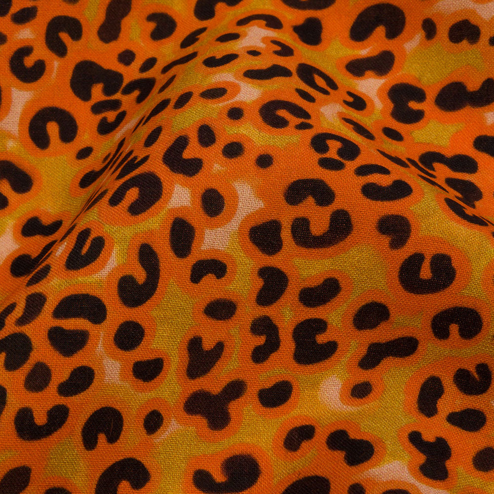 Mood Exclusive Cheetah Bliss Viscose Shirting - Detail Mood Exclusive Cheetah Bliss Viscose Shirting - Detail