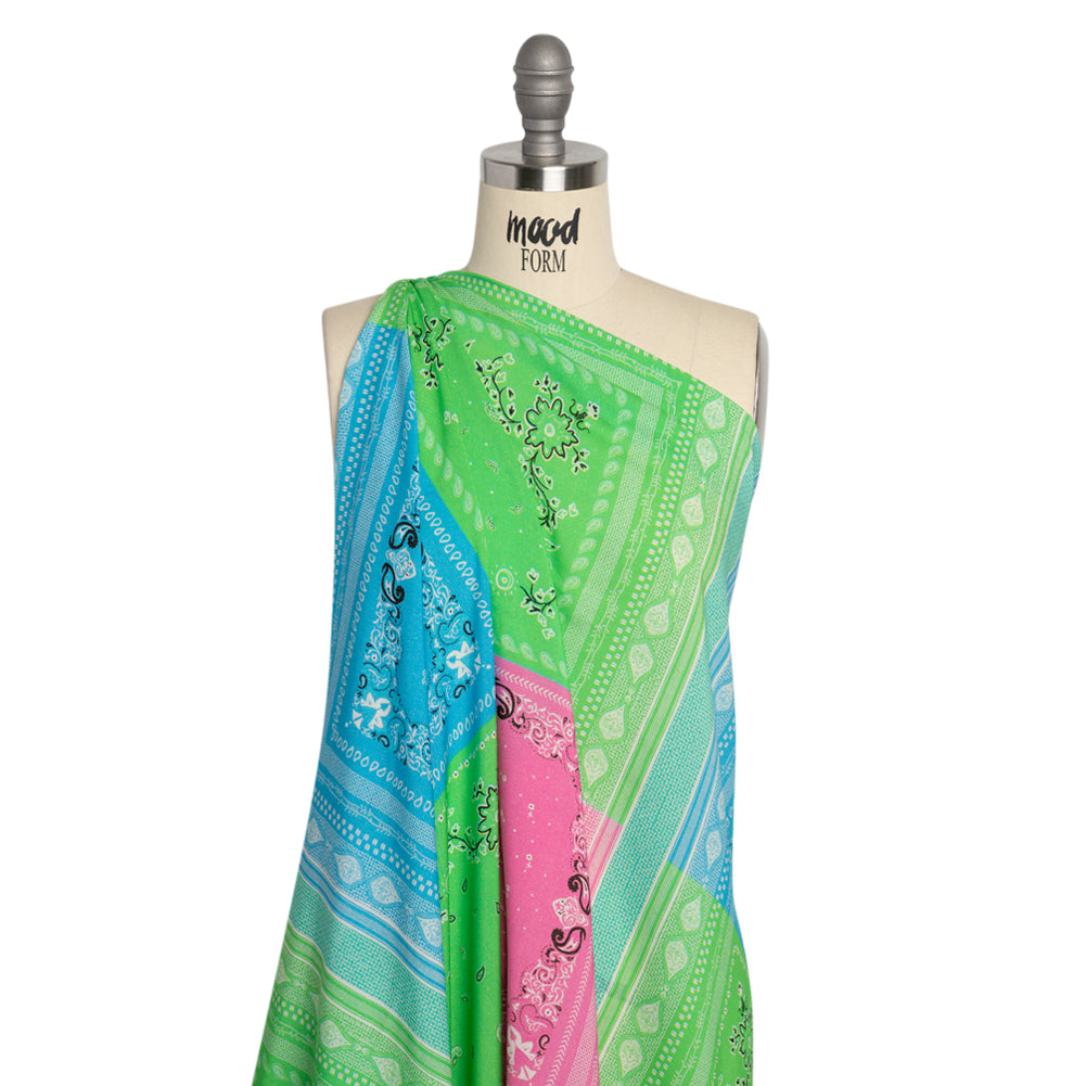 Metallic Viscose Woven Panel - Blue, Green and Pink Bandana Paisley Patchwork - Mood Exclusive Bandana Believer Drape Metallic Viscose Woven Panel - Blue, Green and Pink Bandana Paisley Patchwork - Mood Exclusive Bandana Believer Drape