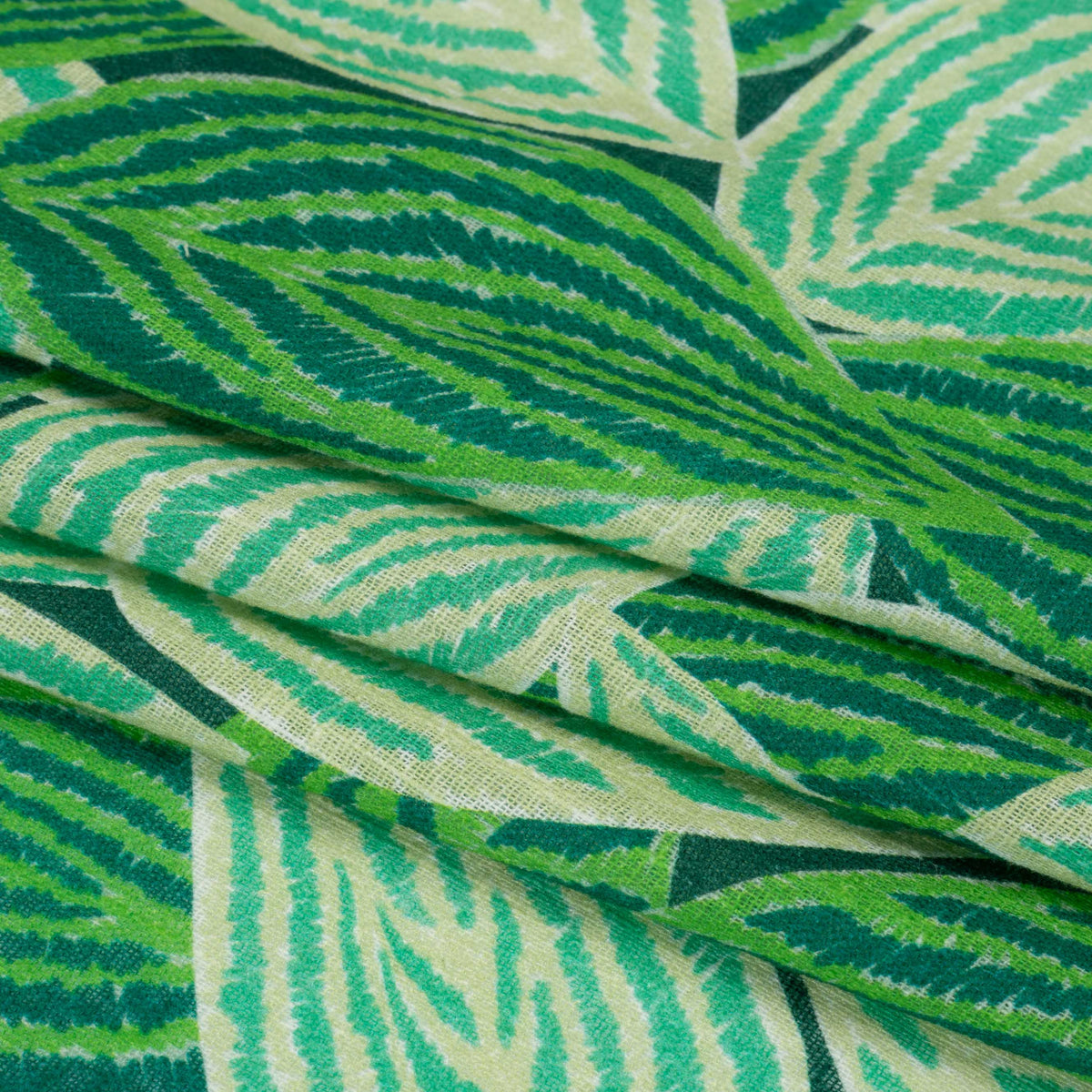 Slubbed Gauzy Cotton Woven Print - Green Simple Leaves - Mood Exclusive Leaf Linger Folded Slubbed Gauzy Cotton Woven Print - Green Simple Leaves - Mood Exclusive Leaf Linger Folded
