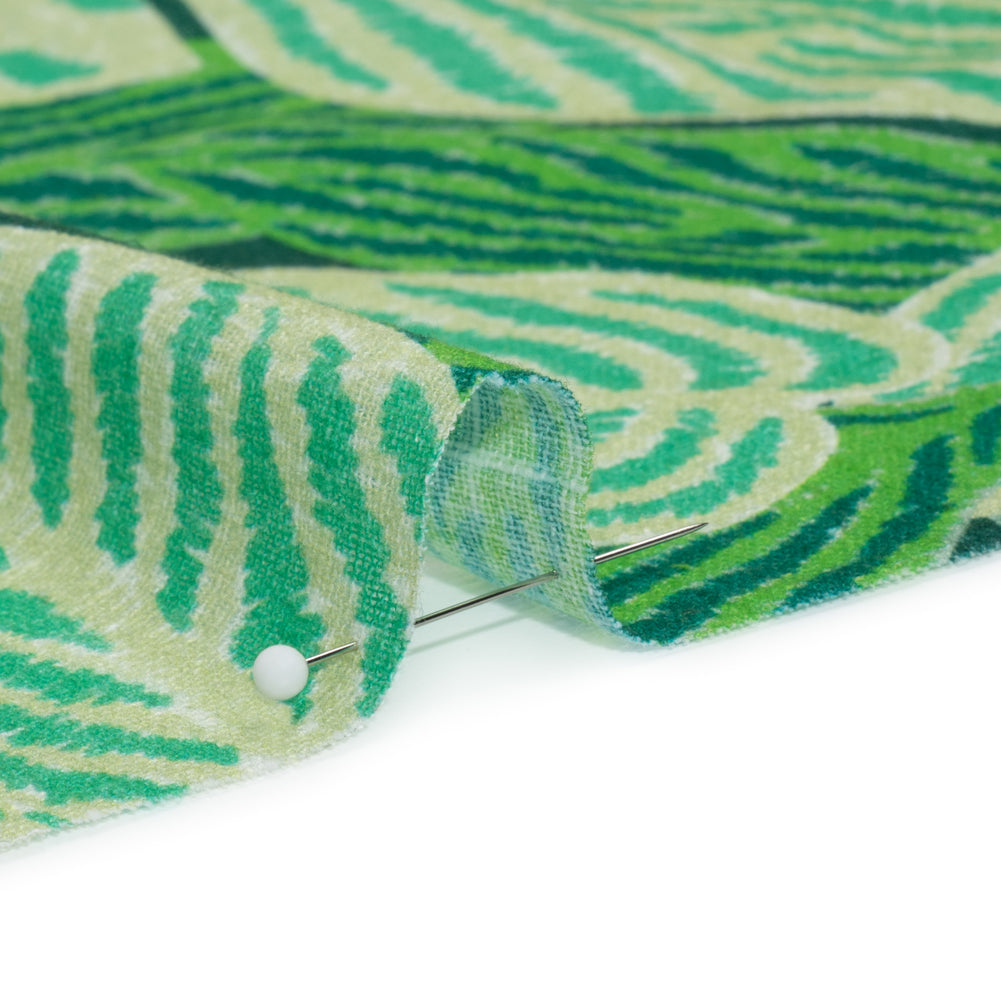 Slubbed Gauzy Cotton Woven Print - Green Simple Leaves - Mood Exclusive Leaf Linger Detail Slubbed Gauzy Cotton Woven Print - Green Simple Leaves - Mood Exclusive Leaf Linger Detail
