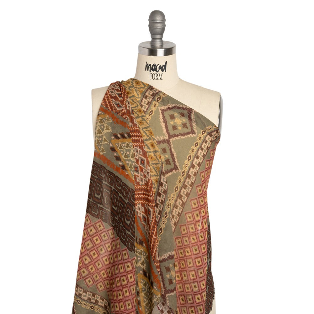 Mood Exclusive Olive Style Central Viscose Chiffon Drape Mood Exclusive Olive Style Central Viscose Chiffon Drape