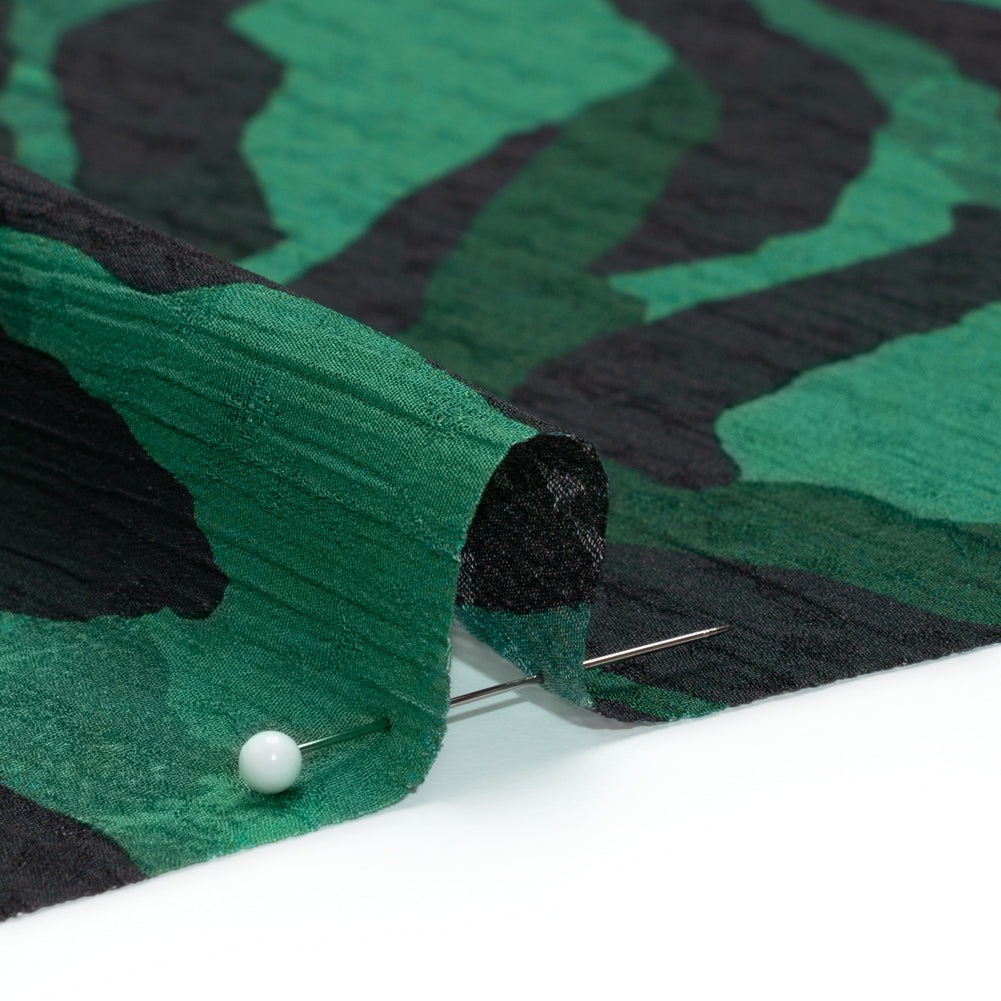 Geometric Crinkled Polyester Jacquard - Green and Black Animal Stripes - Made in Italy Detail Geometric Crinkled Polyester Jacquard - Green and Black Animal Stripes - Made in Italy Detail