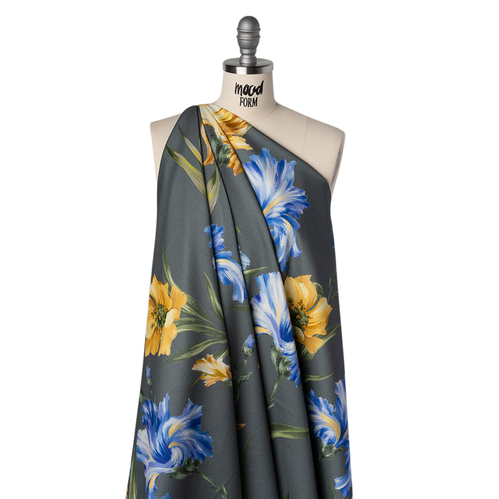 Brushed Cotton Woven - Golden Yellow, Blue and Gray Big Lilies - Mood Exclusive Language of Lilies Print Drape Brushed Cotton Woven - Golden Yellow, Blue and Gray Big Lilies - Mood Exclusive Language of Lilies Print Drape