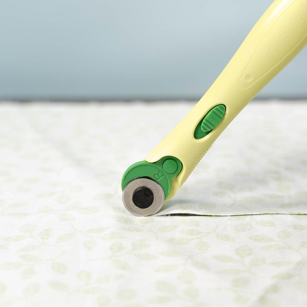 Clover Rotary Cutter - 18mm Full Clover Rotary Cutter - 18mm Full