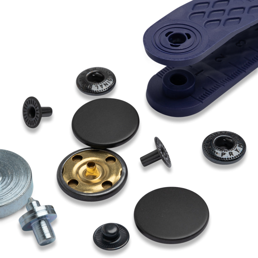 Prym Anorak Press Fasteners with Tools - Matte Oxidized Black 20mm - 6pc Folded Prym Anorak Press Fasteners with Tools - Matte Oxidized Black 20mm - 6pc Folded