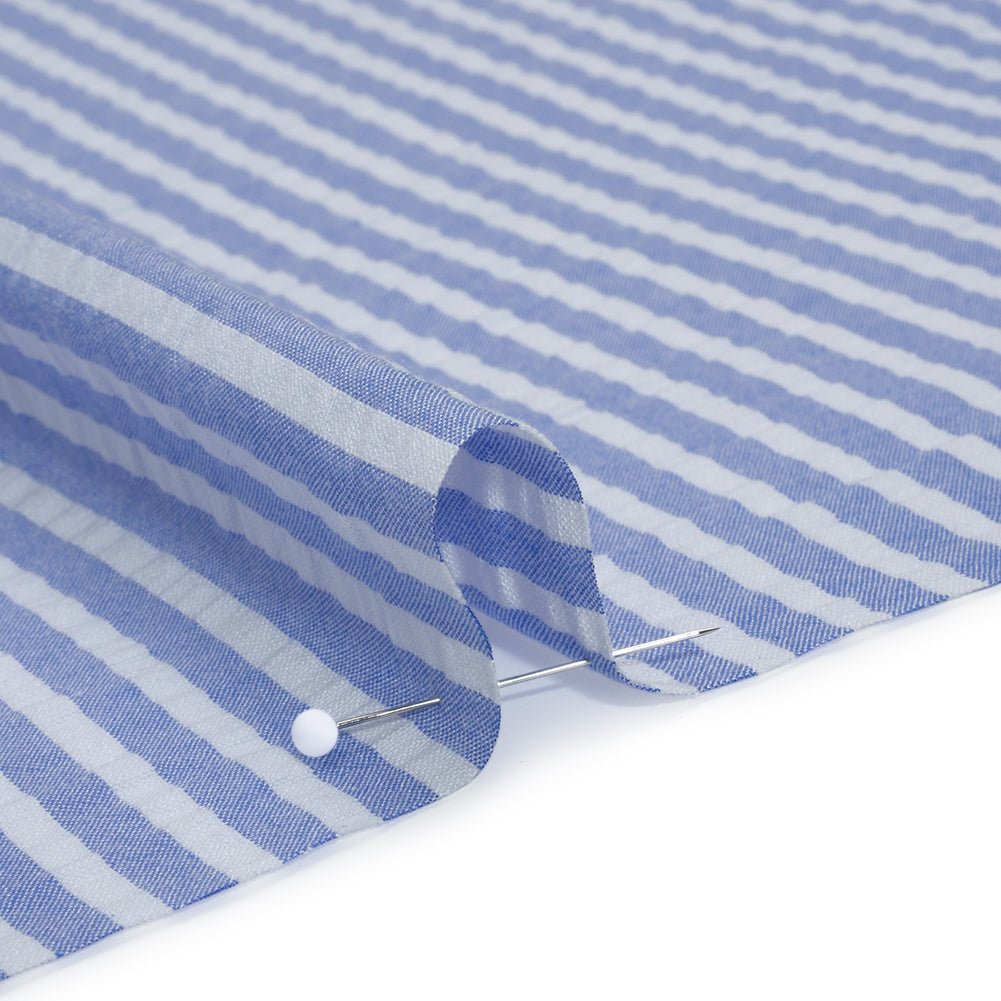 Rayon Seersucker - Light Blue and White Stripes - Deadstock - Detail Rayon Seersucker - Light Blue and White Stripes - Deadstock - Detail
