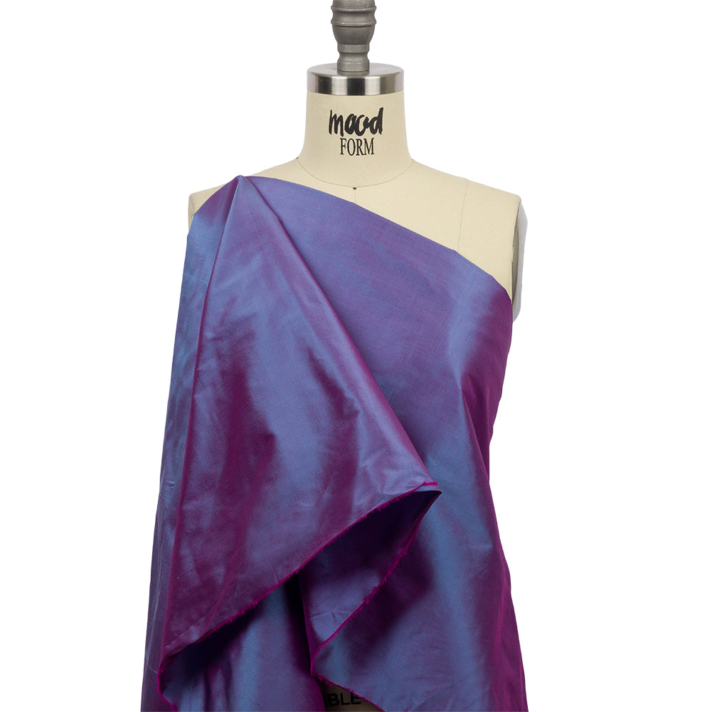 Silk Shantung - Iridescent Country Blue and Fuchsia - Shantung Collection Drape Silk Shantung - Iridescent Country Blue and Fuchsia - Shantung Collection Drape