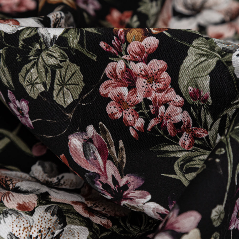 Stretch Cotton Sateen - Black Flowers - Floral Overflow Print - Mood Exclusive Serengeti Collection - Detail Stretch Cotton Sateen - Black Flowers - Floral Overflow Print - Mood Exclusive Serengeti Collection - Detail