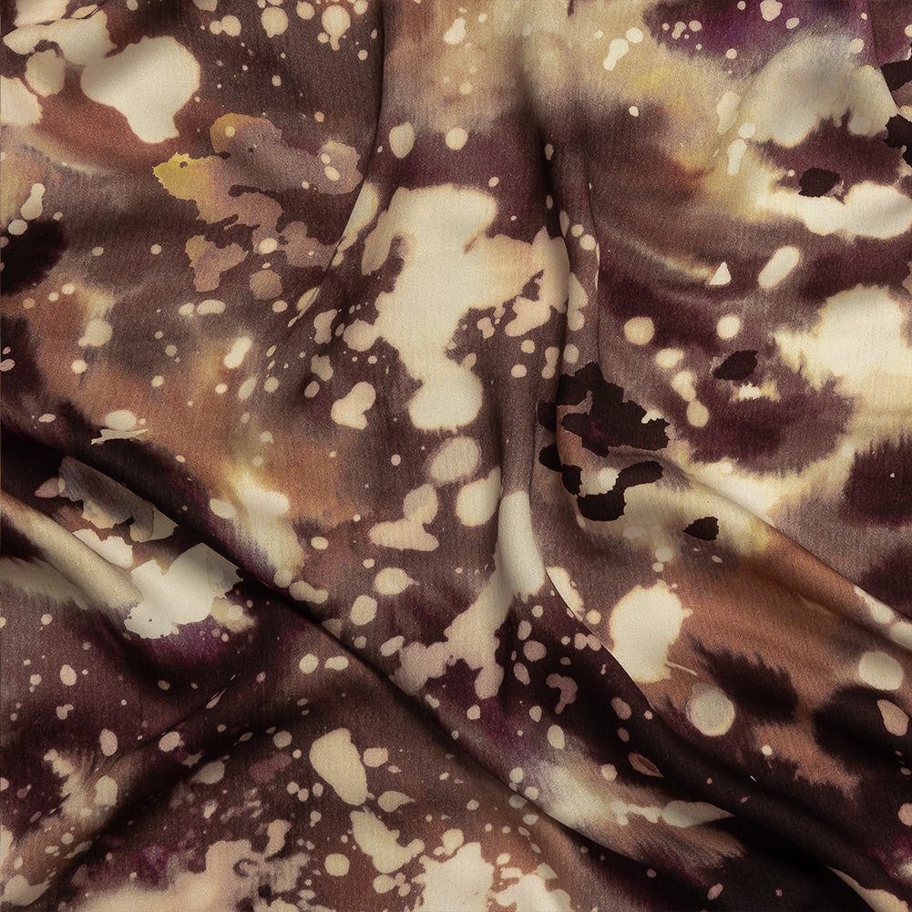 Rayon Challis - Purple Abstract Splatters - L'Amour en Feu Print - Mood Exclusive Wisteria Collection Rayon Challis - Purple Abstract Splatters - L'Amour en Feu Print - Mood Exclusive Wisteria Collection