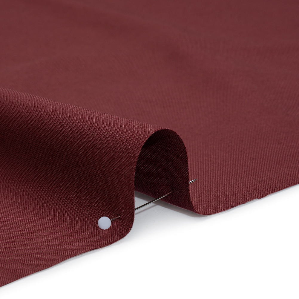 Premium Solid Quilting Cotton by Northcott - Mulled Wine - Colorworks Collection - Detail Premium Solid Quilting Cotton by Northcott - Mulled Wine - Colorworks Collection - Detail