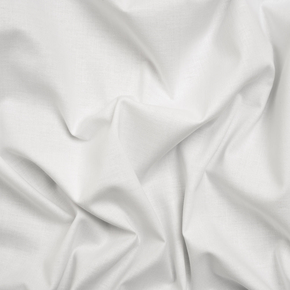 Premium Solid Quilting Cotton by Northcott - Snow - Colorworks Collection Premium Solid Quilting Cotton by Northcott - Snow - Colorworks Collection