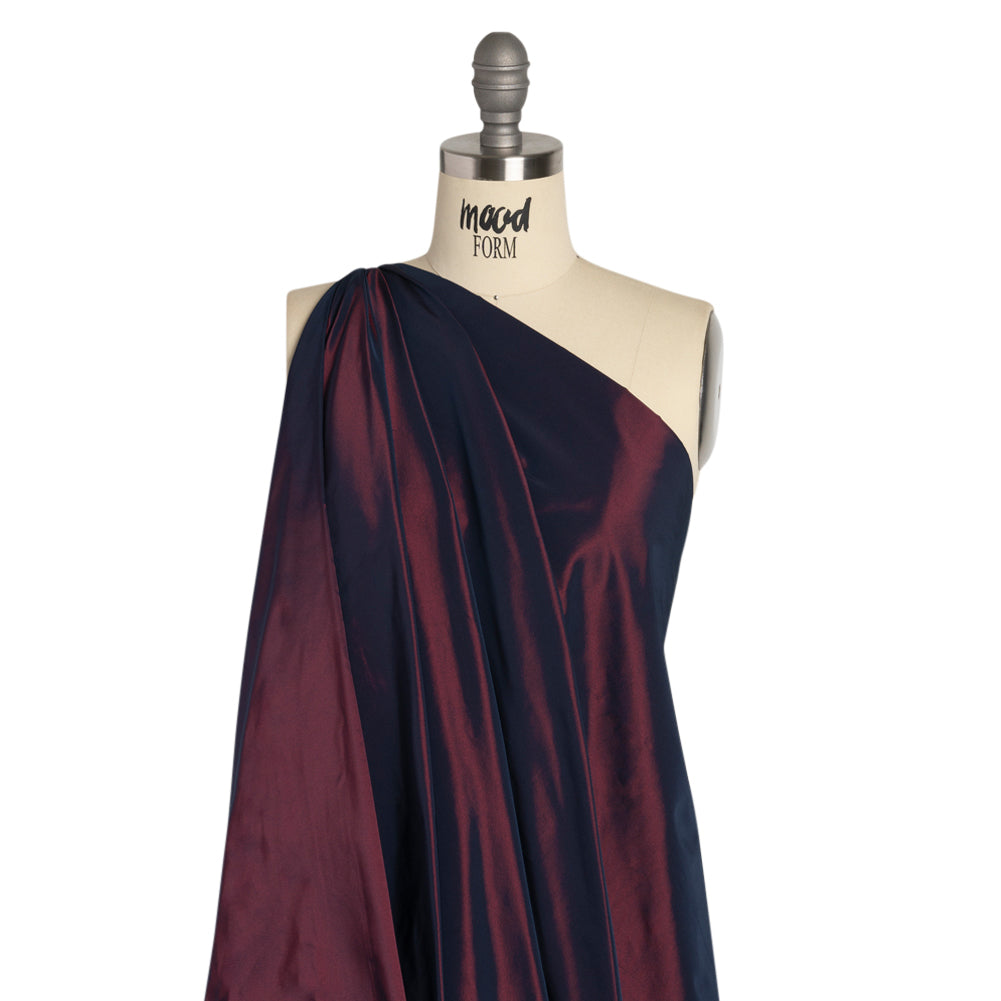 Polyester Taffeta Made in Italy - Red Navy - Premium Collection Drape Polyester Taffeta Made in Italy - Red Navy - Premium Collection Drape