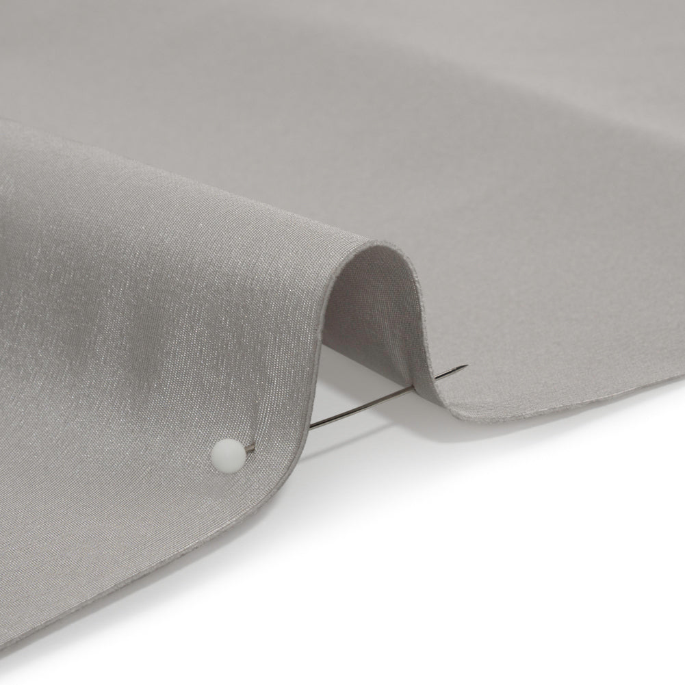 Silk Faille - Silver - Premium Collection - Detail - Image 3 of 6 Silk Faille - Silver - Premium Collection - Detail - Image 3 of 6