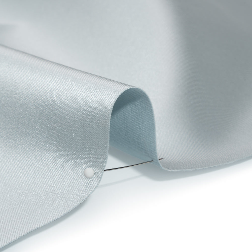 Silk Wool Twill - Wen Blue - Premium Collection Detail Silk Wool Twill - Wen Blue - Premium Collection Detail