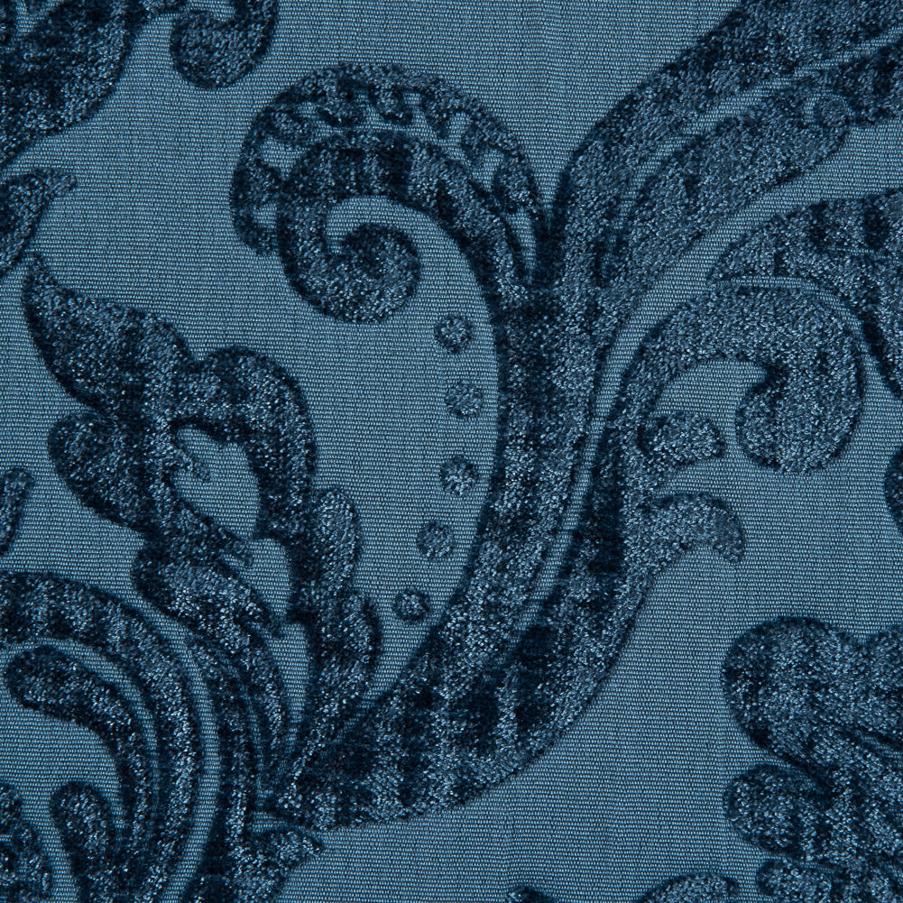 Hydro Demask Damask Chenille Jacquard - Detail