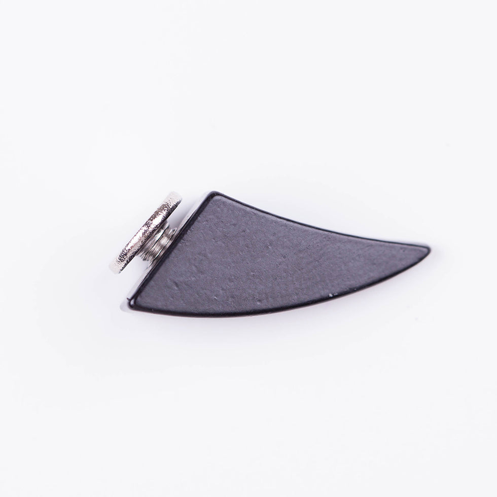 0.75" Black Nickel Claw Spike