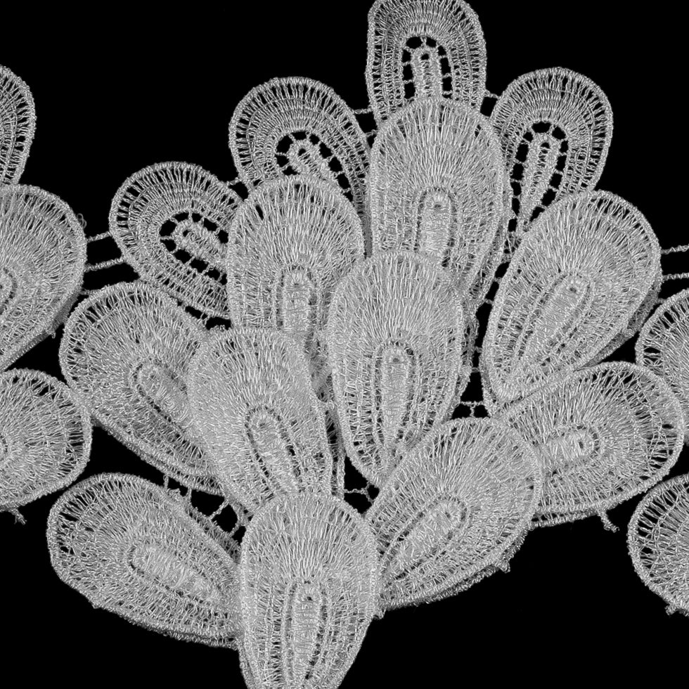 Metallic Silver 3D Lace Trim - 5.5 - Detail