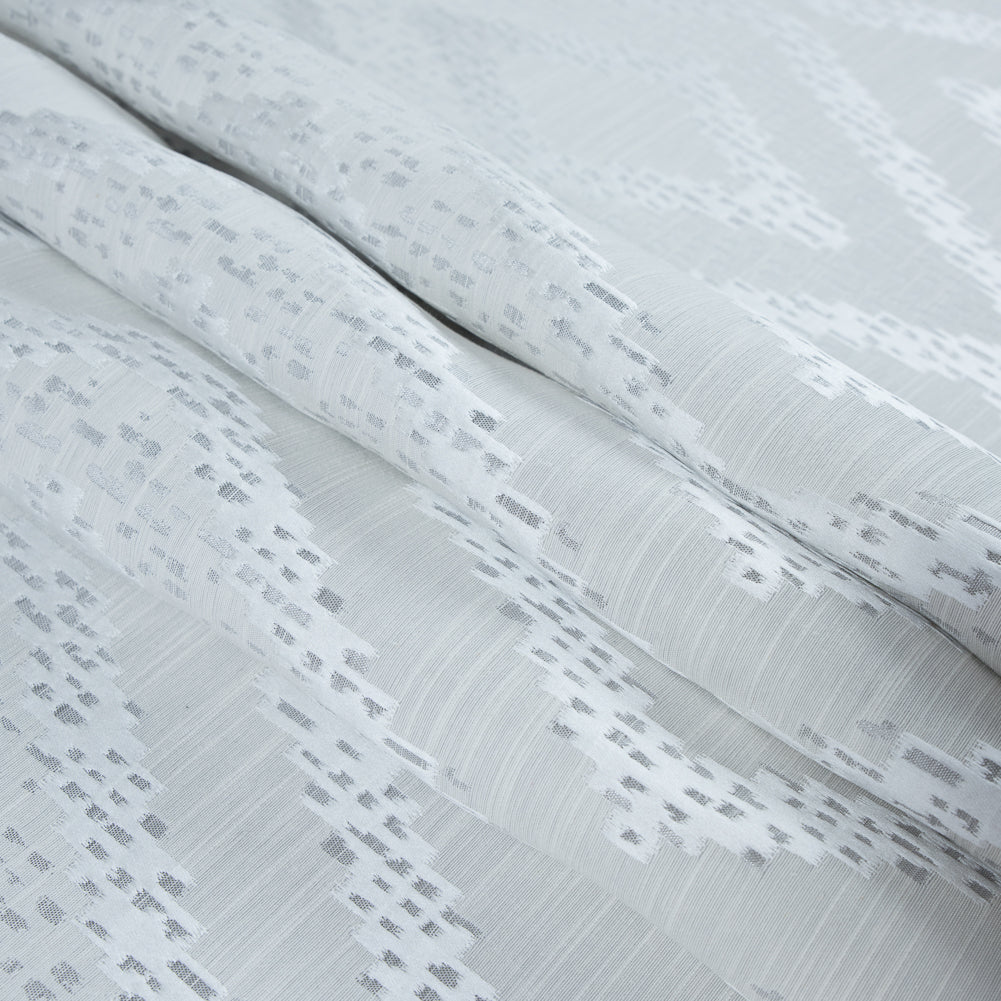 Dove Diamond Woven Cotton and Polyester Blend Folded