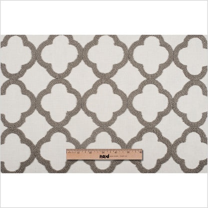 Shadow/White Classical Embroidered Linen-Like Polyester Full