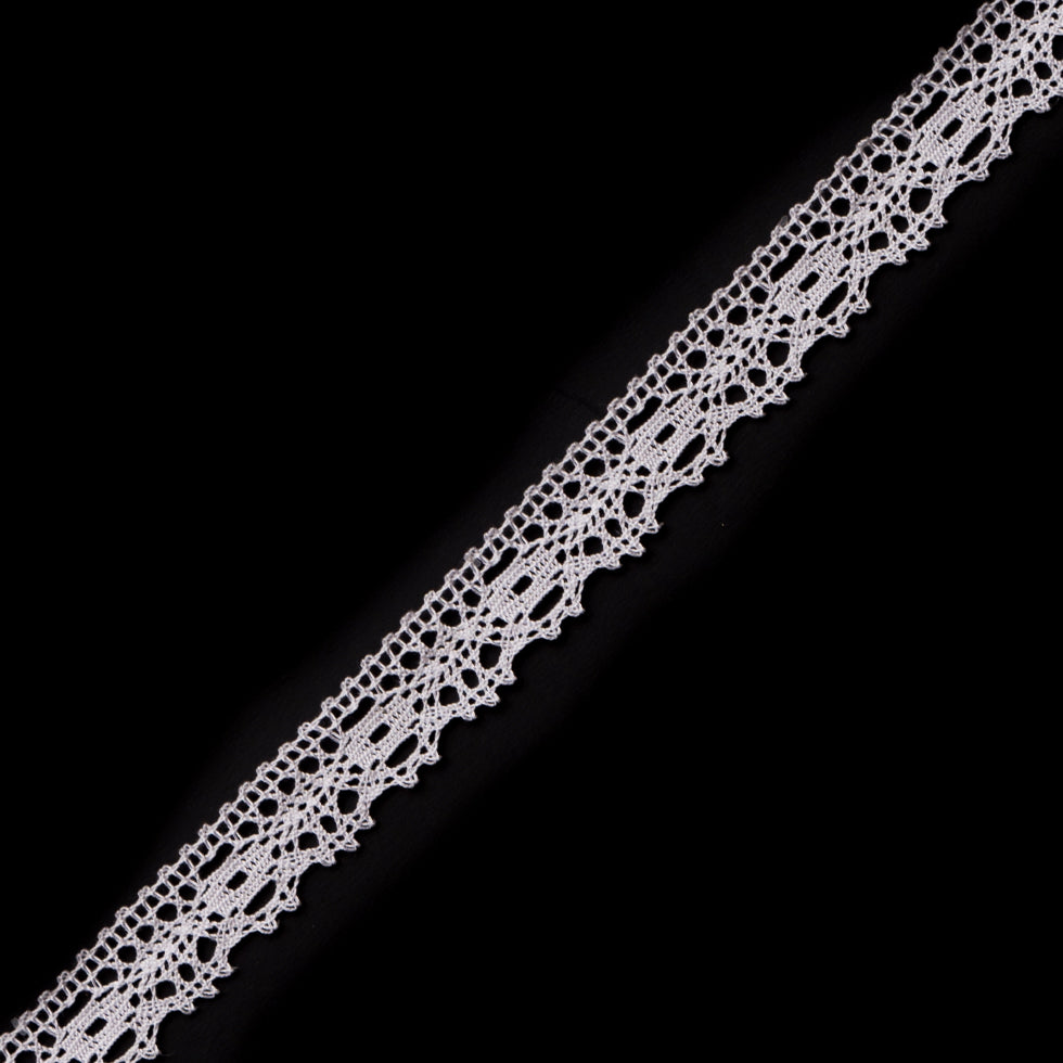 0.5 White Crochet Trim