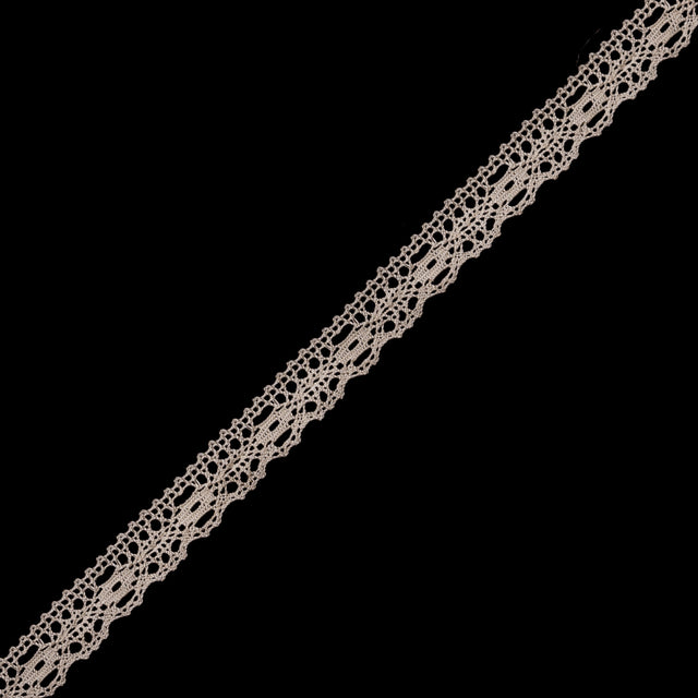 0.5 Ivory Crochet Trim