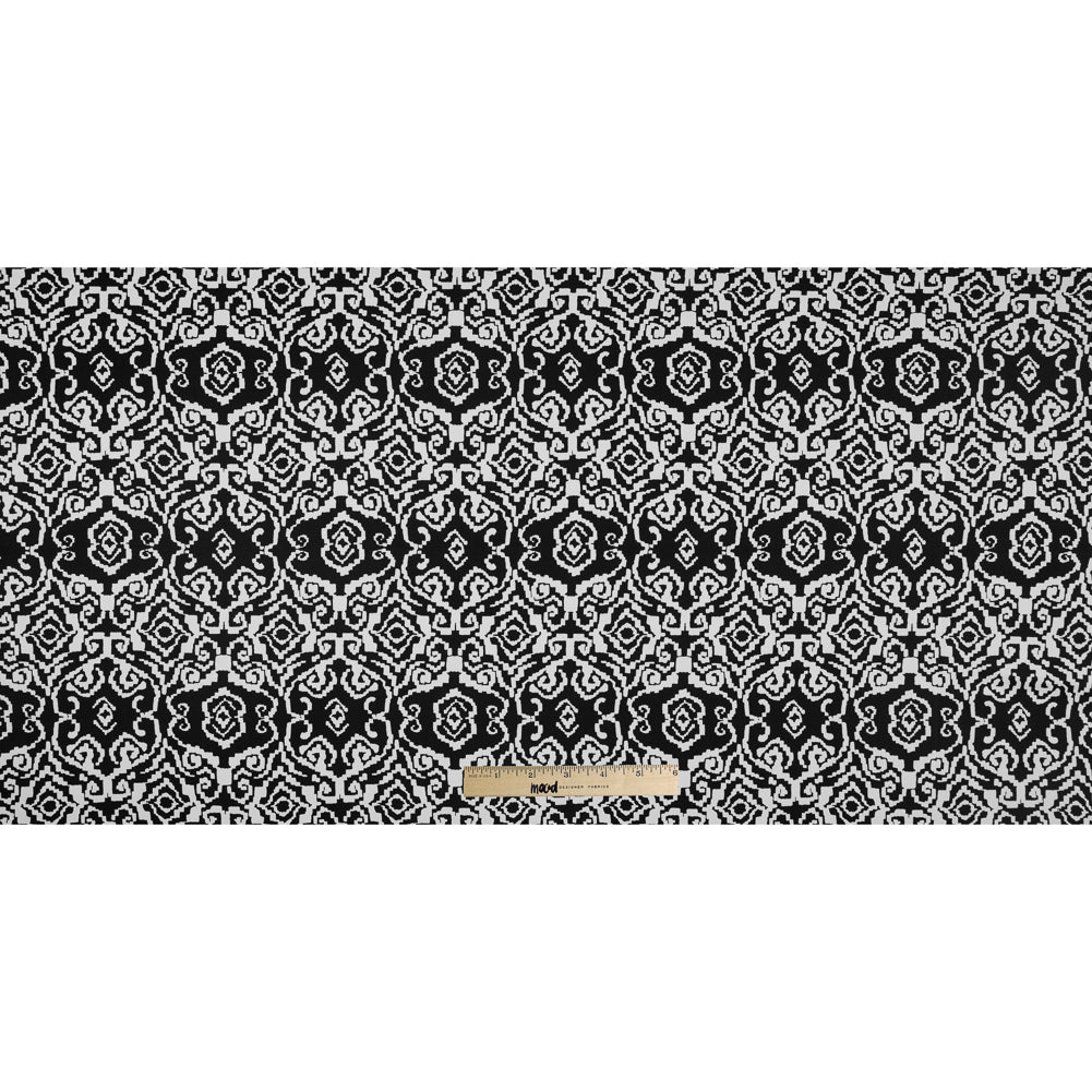 Black/White Printed Stretch Cotton Sateen Folded