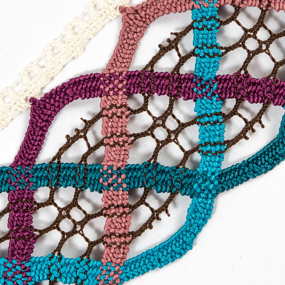 Mullticolor Crochet Trim - 1.5" Detail
