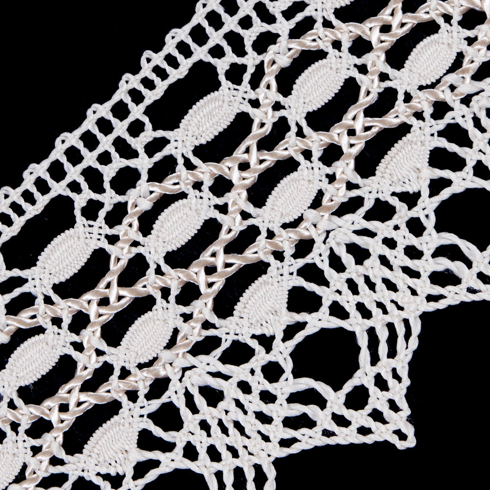 Ivory Crochet Lace Trimming - 2.75 - Detail