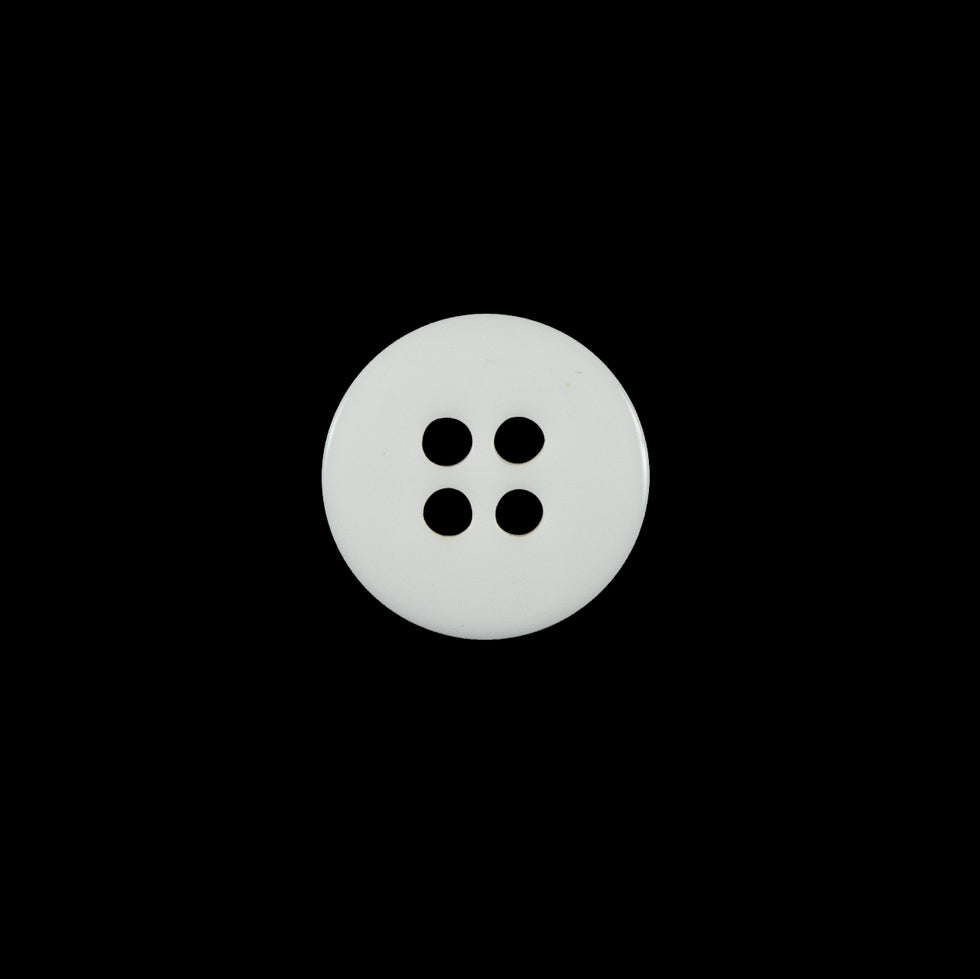 Italian White 4-Hole Plastic Button - 20L/12mm - Detail