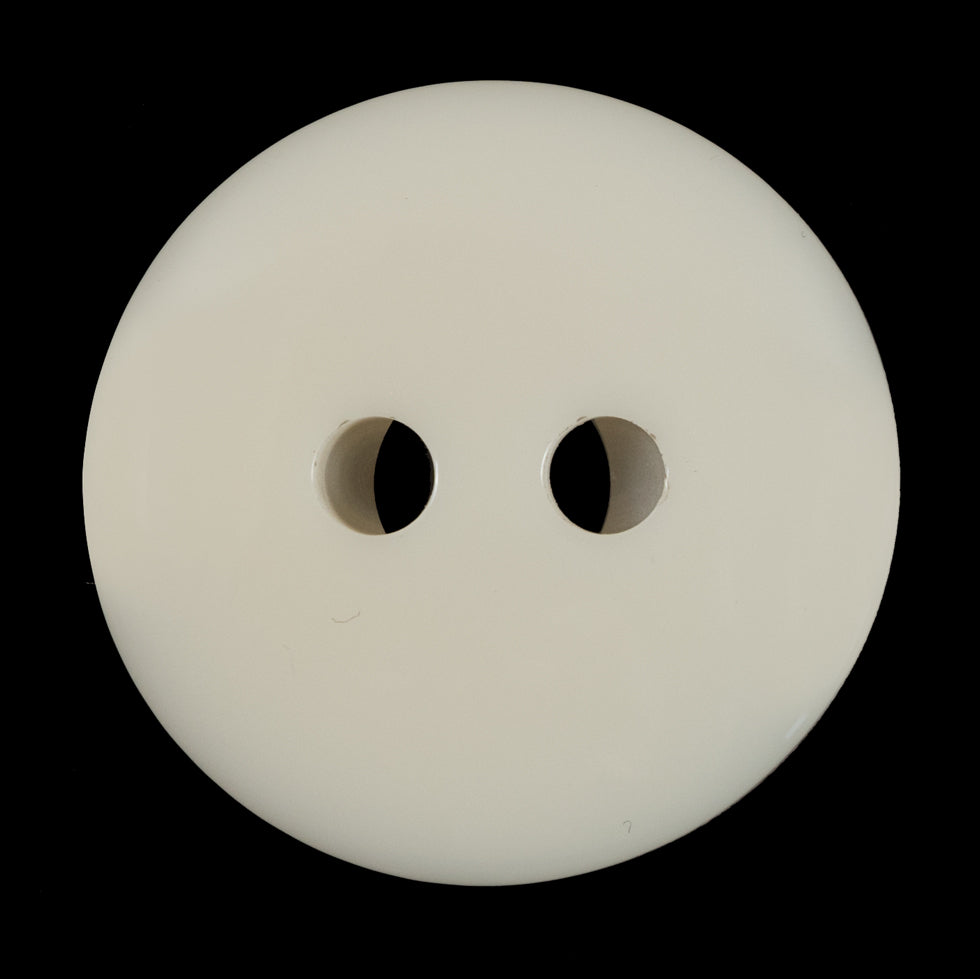 Italian Beige Iridescent 2-Hole Button - 54L/34mm - Detail